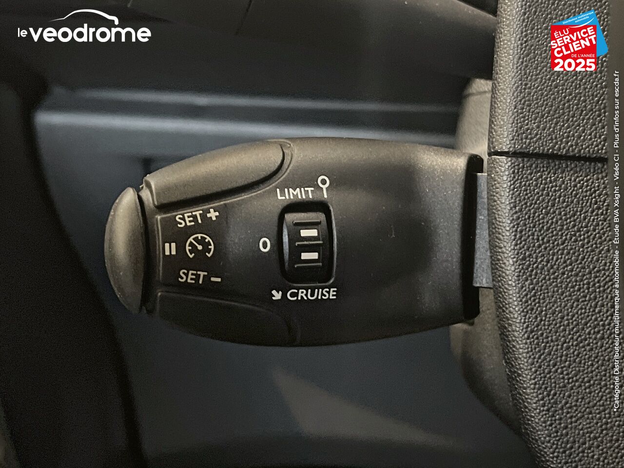 Véhicule d'occasion DS DS 3 THP 165CH SPORT CHIC S/S GPS CAMERA chez Le Veodrome