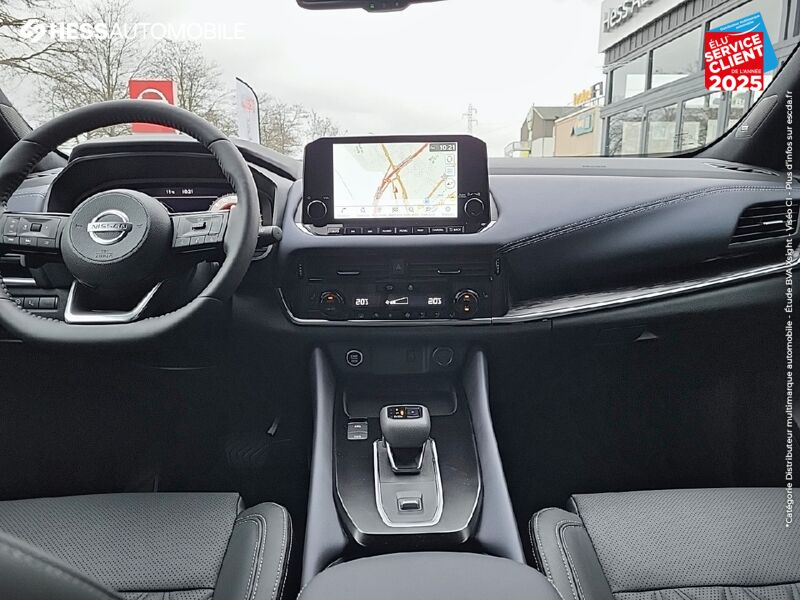 Véhicule d'occasion NISSAN QASHQAI 1.3 MILD HYBRID 158CH TEKNA+ XTRONIC TPANO SIEGE CHAUF/MASSANT GPS CAMERA chez Nissan Dijon