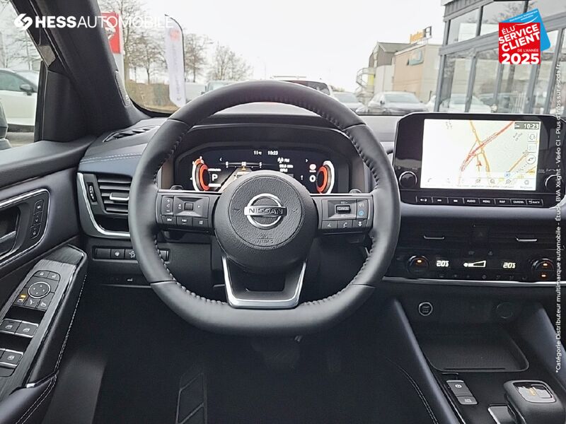 Véhicule d'occasion NISSAN QASHQAI 1.3 MILD HYBRID 158CH TEKNA+ XTRONIC TPANO SIEGE CHAUF/MASSANT GPS CAMERA chez Nissan Dijon