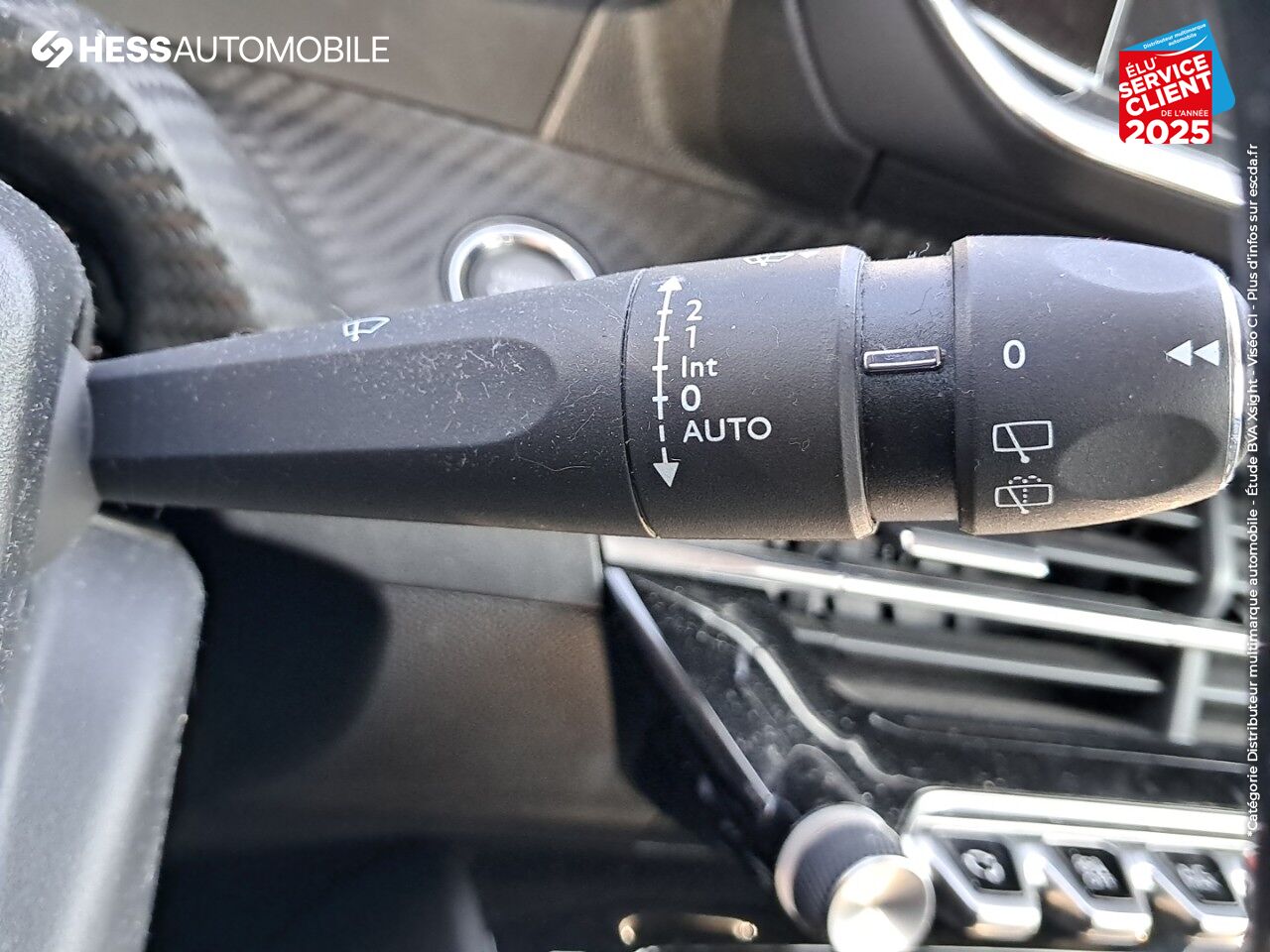 Véhicule d'occasion PEUGEOT 208 1.2 PURETECH 100CH S/S ALLURE CARPLAY chez Renault Saint-Louis