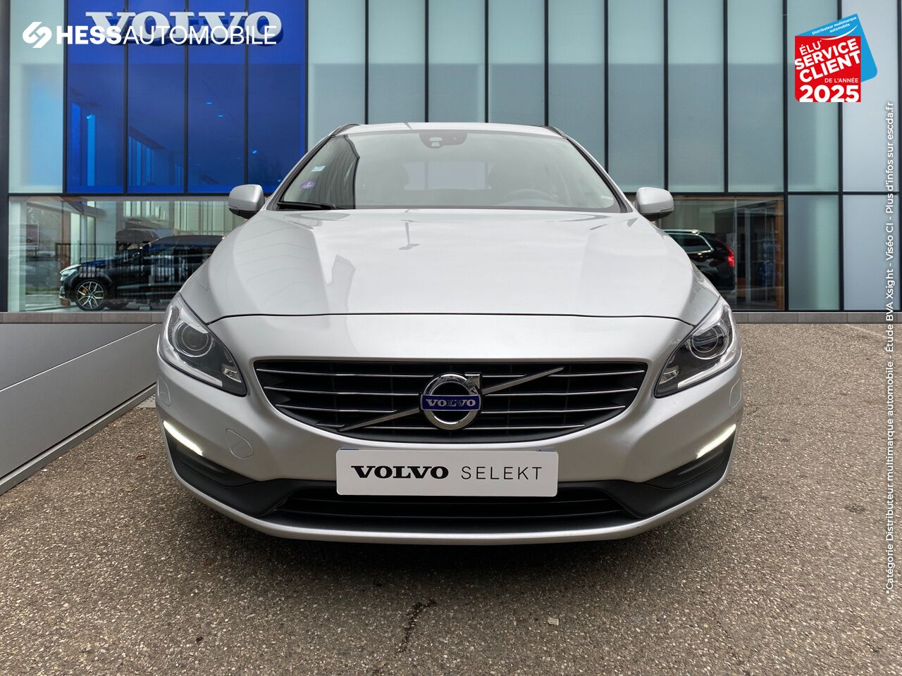 Véhicule d'occasion VOLVO V60 T3 152CH OVERSTA EDITION chez Volvo Strasbourg