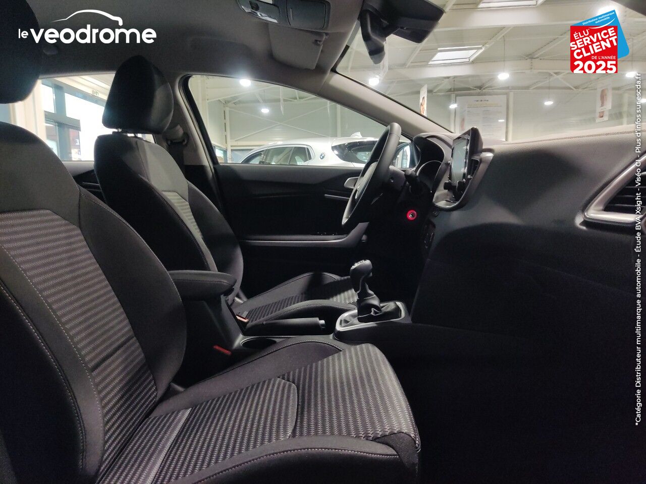 Véhicule d'occasion KIA CEED 1.5 T-GDI 160CH ACTIVE -14 chez Le Veodrome
