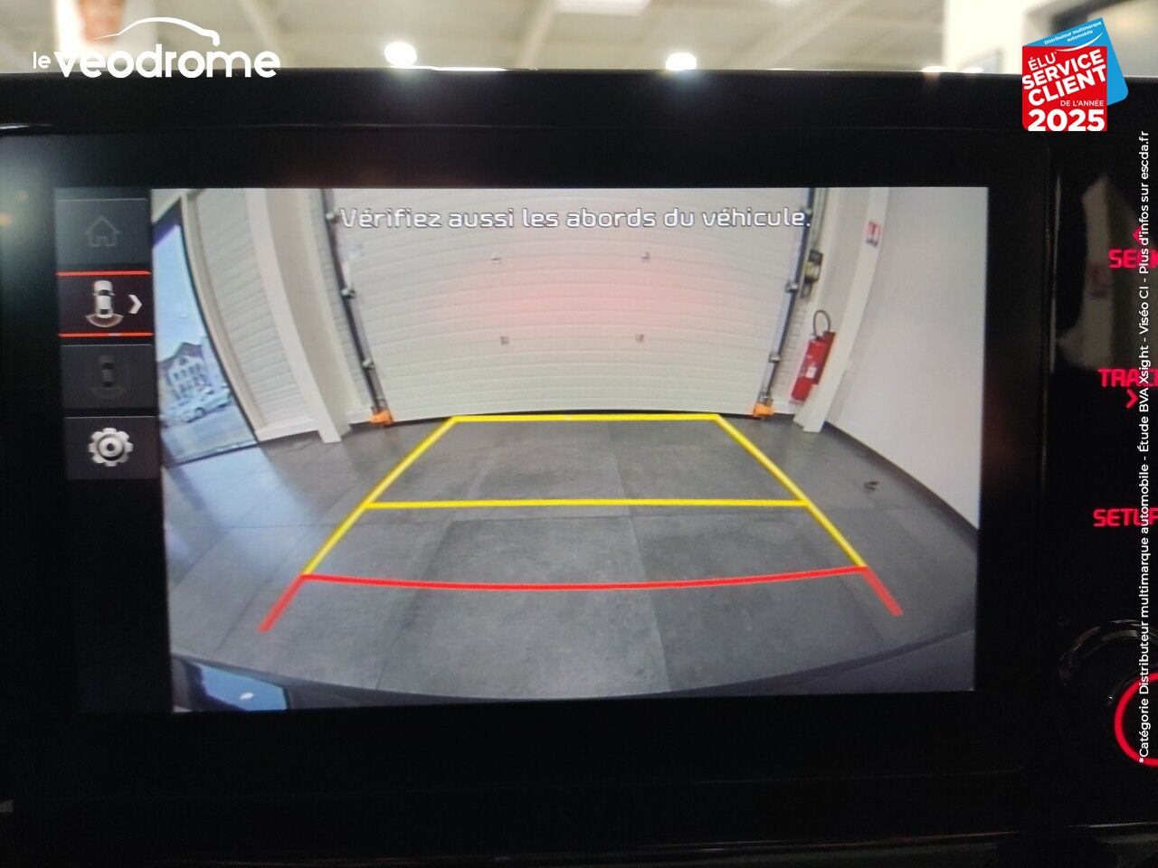 Véhicule d'occasion KIA CEED 1.5 T-GDI 160CH ACTIVE -14 chez Le Veodrome