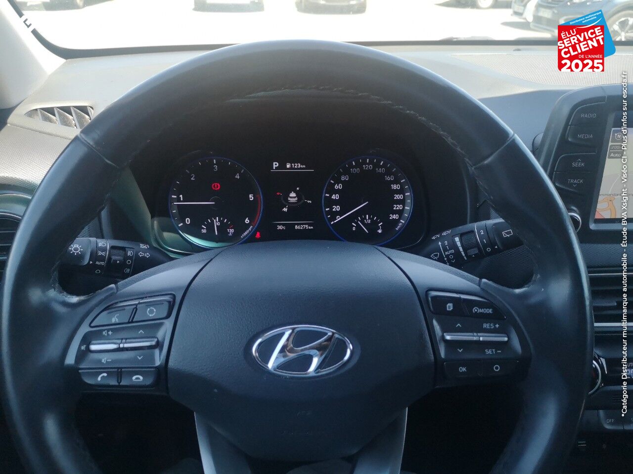 Véhicule d'occasion HYUNDAI KONA 1.6 CRDI 136CH EXECUTIVE DCT-7 GPS CAMERA chez Hyundai Besançon