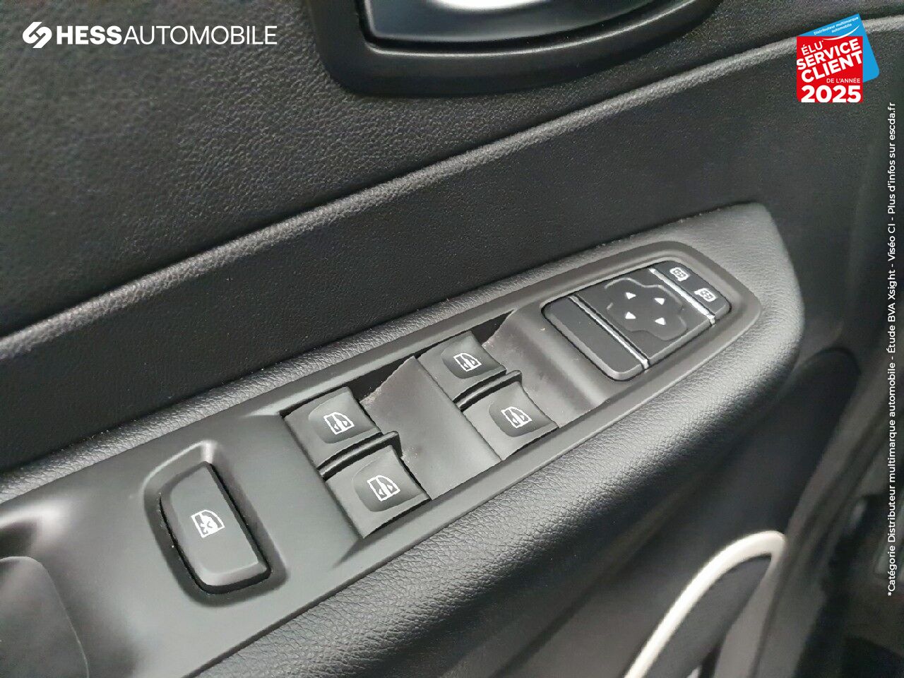 Véhicule d'occasion RENAULT CAPTUR 1.5 DCI 110CH ENERGY BUSINESS GPS RADAR AR chez Renault Strasbourg