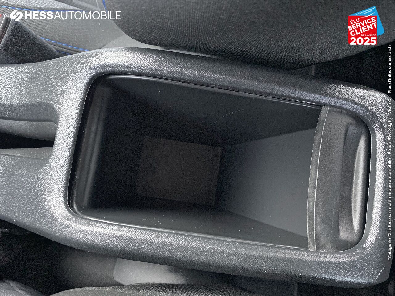 Véhicule d'occasion PEUGEOT 2008 1.2 PURETECH 82CH STYLE chez Toyota Sarreguemines