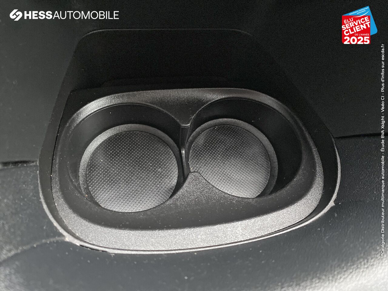 Véhicule d'occasion PEUGEOT 2008 1.2 PURETECH 82CH STYLE chez Toyota Sarreguemines