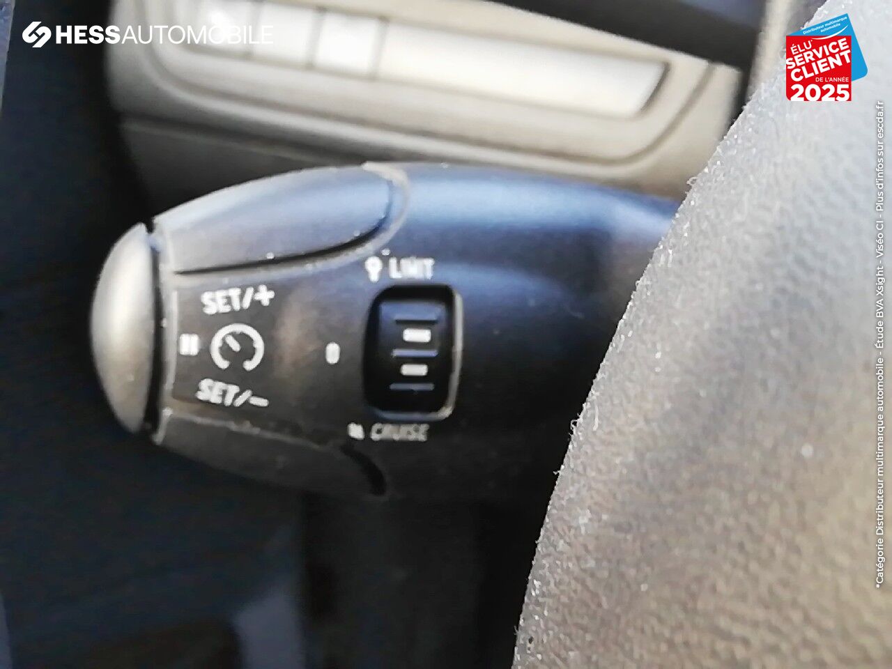 Véhicule d'occasion PEUGEOT 2008 1.5 BLUEHDI 100CH SIGNATURE S/S BVM5 GPS RADAR AR chez Peugeot Reims
