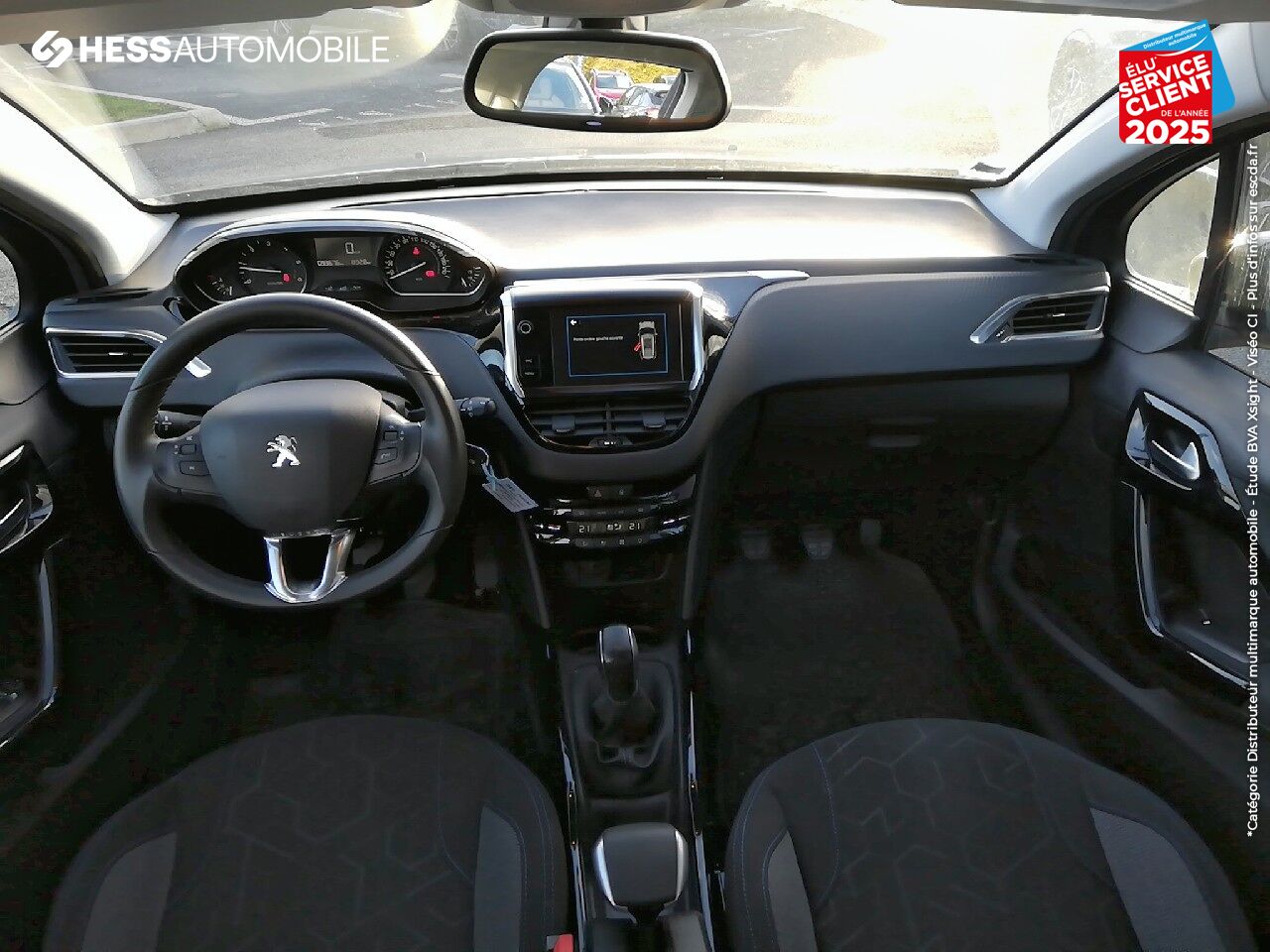 Véhicule d'occasion PEUGEOT 2008 1.5 BLUEHDI 100CH SIGNATURE S/S BVM5 GPS RADAR AR chez Peugeot Reims