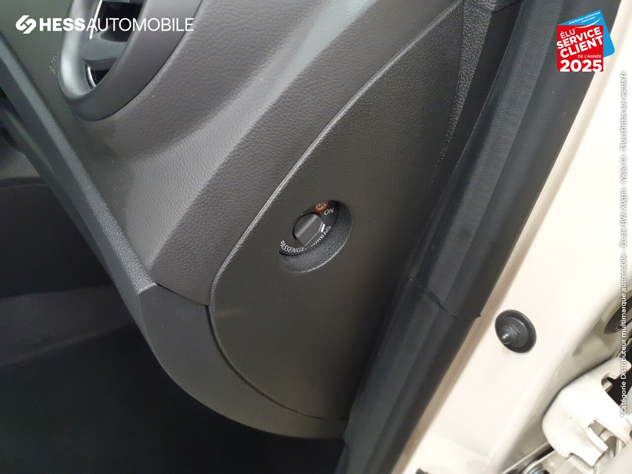 Véhicule d'occasion RENAULT CAPTUR 1.5 DCI 110CH ENERGY INTENS chez Renault Strasbourg