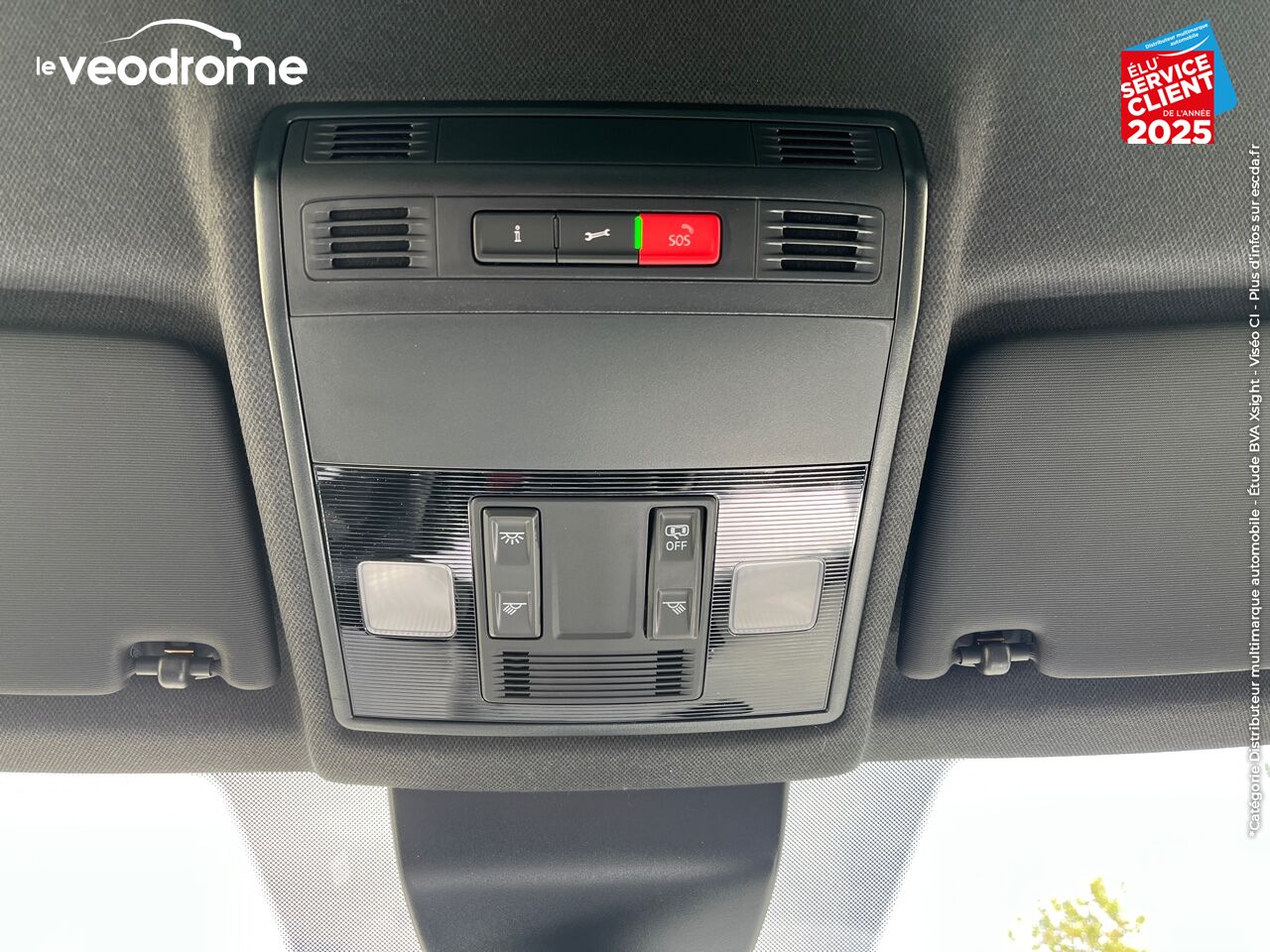 Véhicule d'occasion SEAT ARONA 1.0 TSI 110CH FR DSG7 chez Le Veodrome