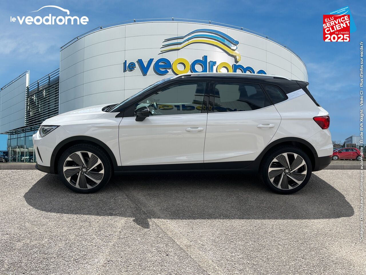 Véhicule d'occasion SEAT ARONA 1.0 TSI 110CH FR DSG7 chez Le Veodrome
