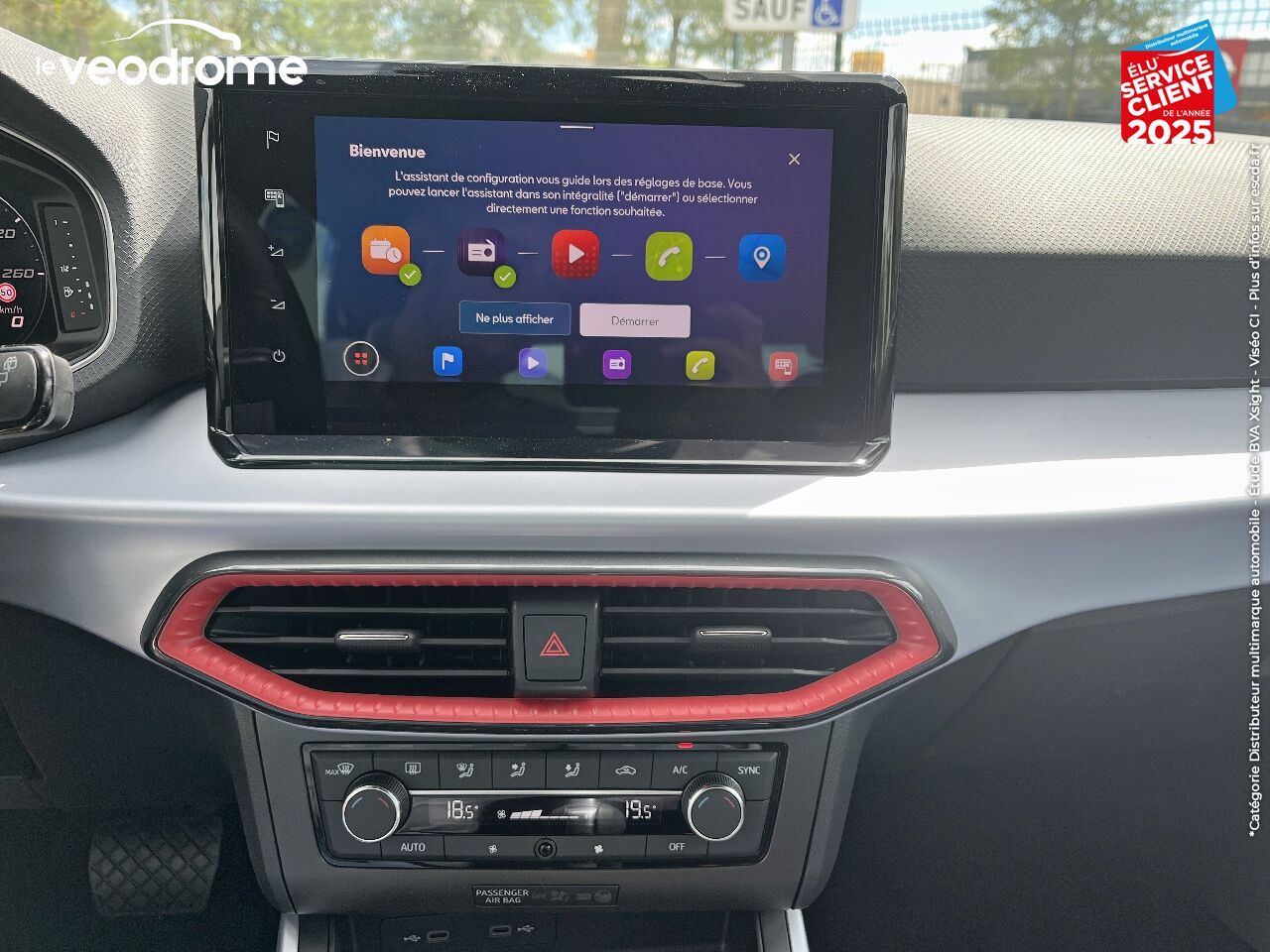 Véhicule d'occasion SEAT ARONA 1.0 TSI 110CH FR DSG7 chez Le Veodrome