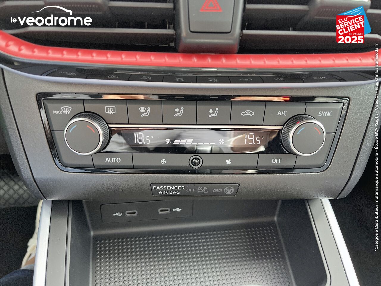 Véhicule d'occasion SEAT ARONA 1.0 TSI 110CH FR DSG7 chez Le Veodrome