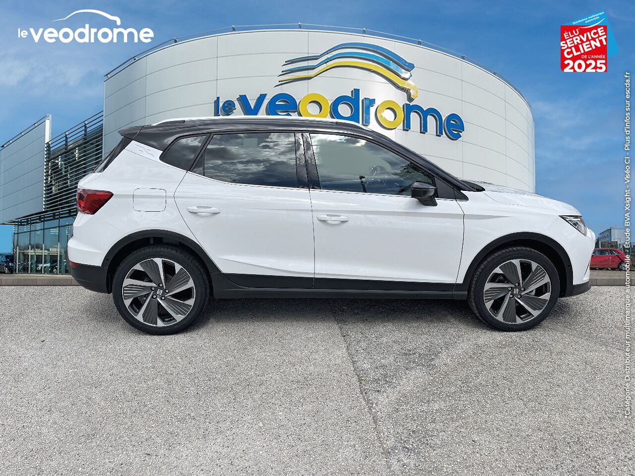 Véhicule d'occasion SEAT ARONA 1.0 TSI 110CH FR DSG7 chez Le Veodrome