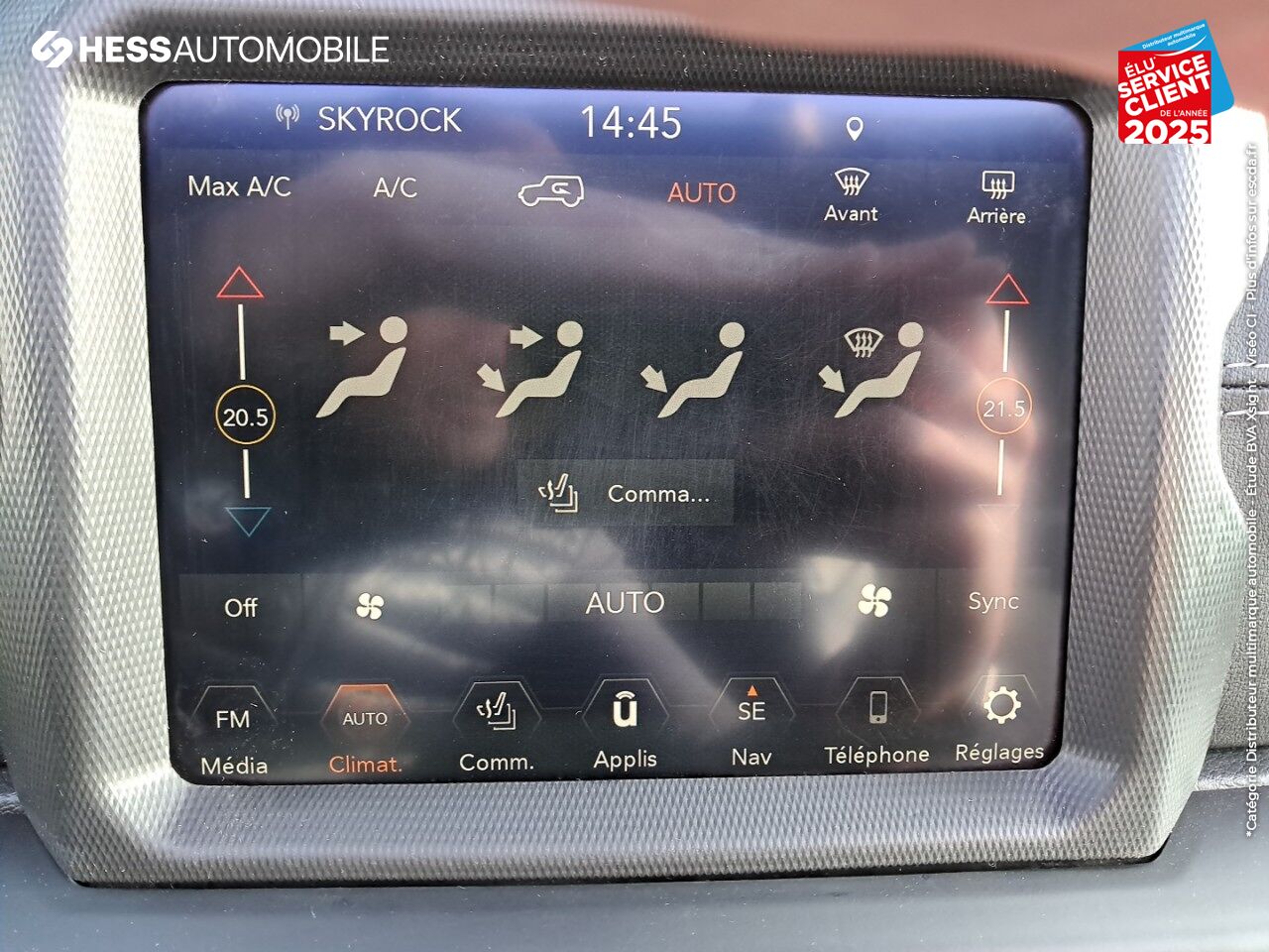 Véhicule d'occasion JEEP WRANGLER UNLIMITED 2.0 T 380CH 4XE OVERLAND COMMAND-TRAC MY22 chez BMW Lons le Saunier