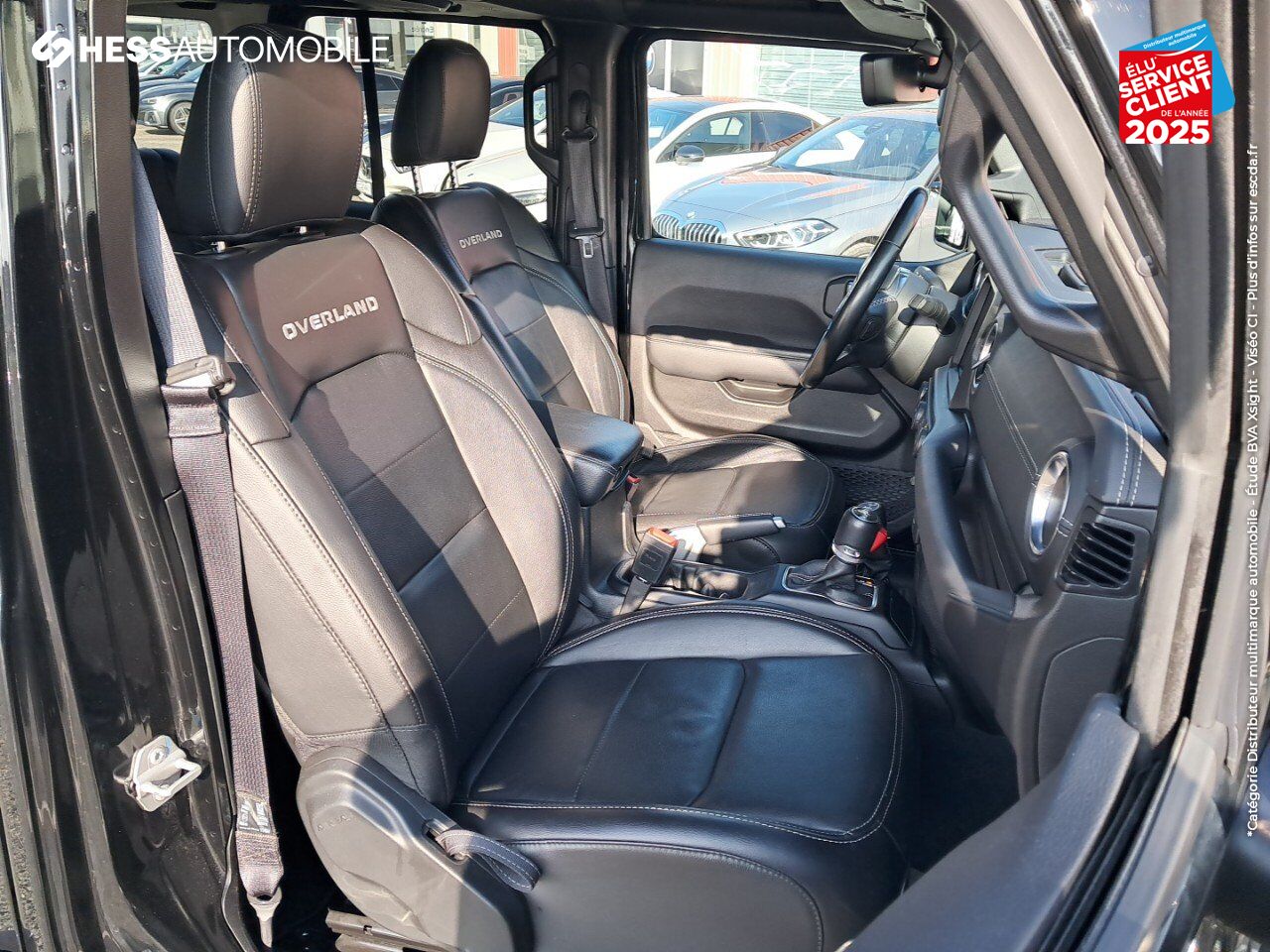 Véhicule d'occasion JEEP WRANGLER UNLIMITED 2.0 T 380CH 4XE OVERLAND COMMAND-TRAC MY22 chez BMW Lons le Saunier