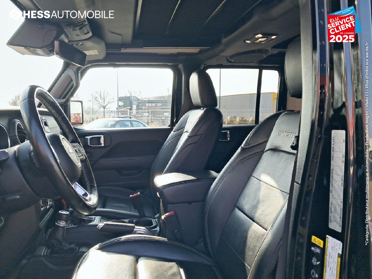 Véhicule d'occasion JEEP WRANGLER UNLIMITED 2.0 T 380CH 4XE OVERLAND COMMAND-TRAC MY22 chez BMW Lons le Saunier