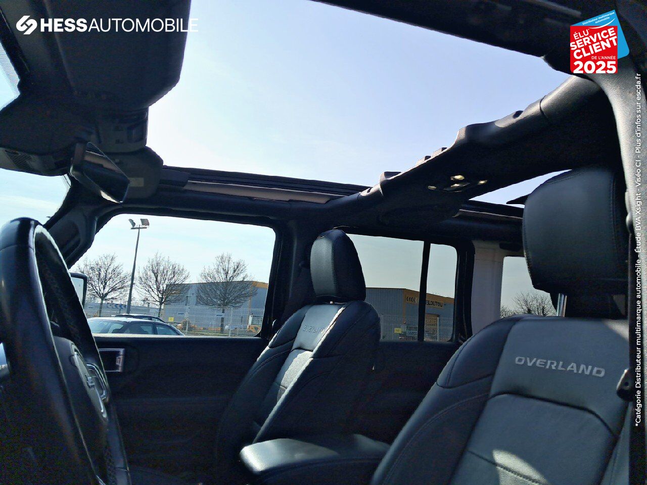 Véhicule d'occasion JEEP WRANGLER UNLIMITED 2.0 T 380CH 4XE OVERLAND COMMAND-TRAC MY22 chez BMW Lons le Saunier