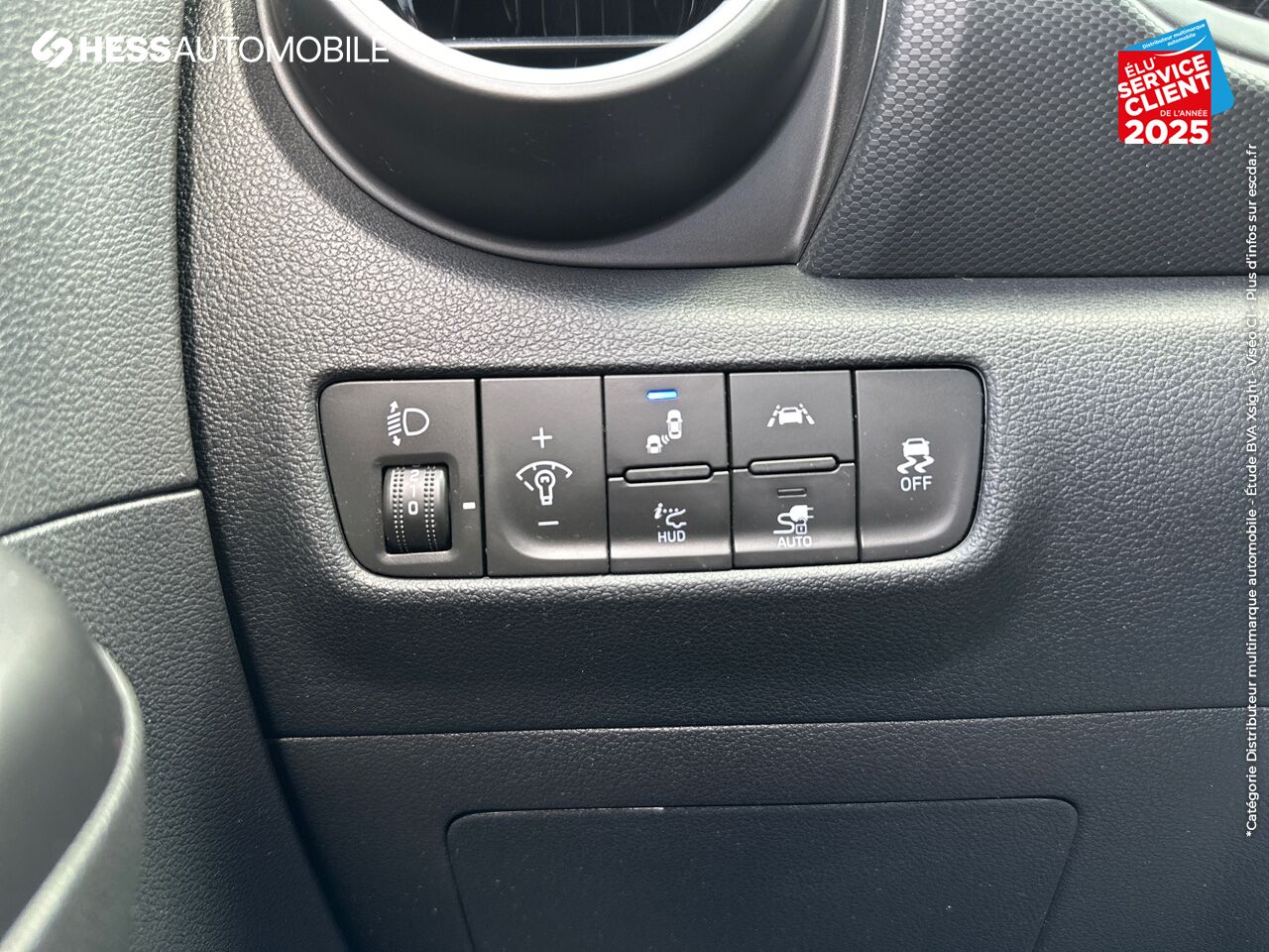 Véhicule d'occasion HYUNDAI KONA ELECTRIC 204CH CREATIVE EURO6D-T EVAP 3CV SIEGES CHAUF CAMERA HUD chez Hyundai Reims