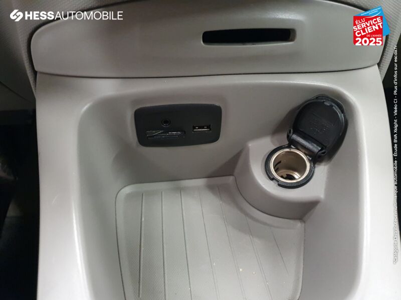 Véhicule d'occasion RENAULT ZOE LIFE CHARGE NORMALE TYPE 2 chez Renault Strasbourg