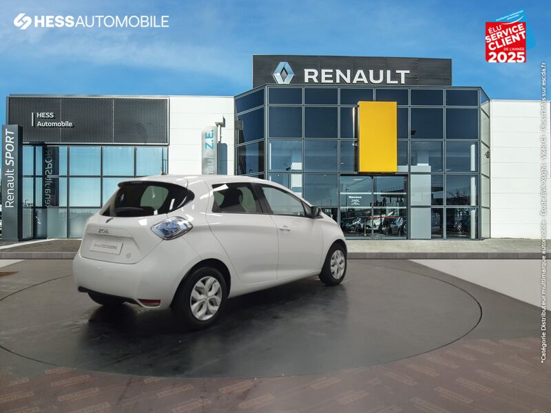 Véhicule d'occasion RENAULT ZOE LIFE CHARGE NORMALE TYPE 2 chez Renault Strasbourg