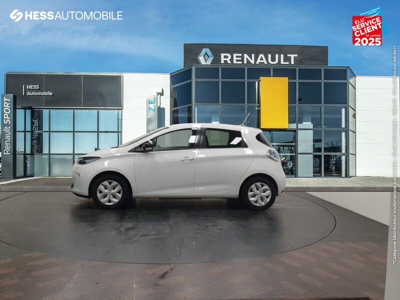 Véhicule d'occasion RENAULT ZOE LIFE CHARGE NORMALE TYPE 2 chez Renault Strasbourg