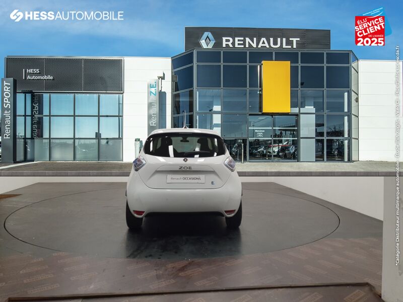 Véhicule d'occasion RENAULT ZOE LIFE CHARGE NORMALE TYPE 2 chez Renault Strasbourg