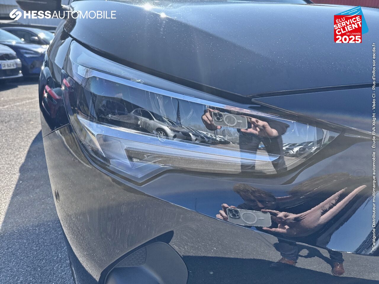 Véhicule d'occasion OPEL CORSA CORSA-E 136CH ELEGANCE BUSINESS chez Opel Besançon