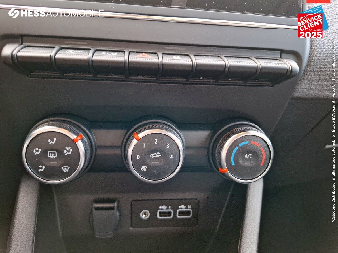 Véhicule d'occasion RENAULT CLIO 1.0 TCE 90CH EVOLUTION chez Renault Saint-Louis