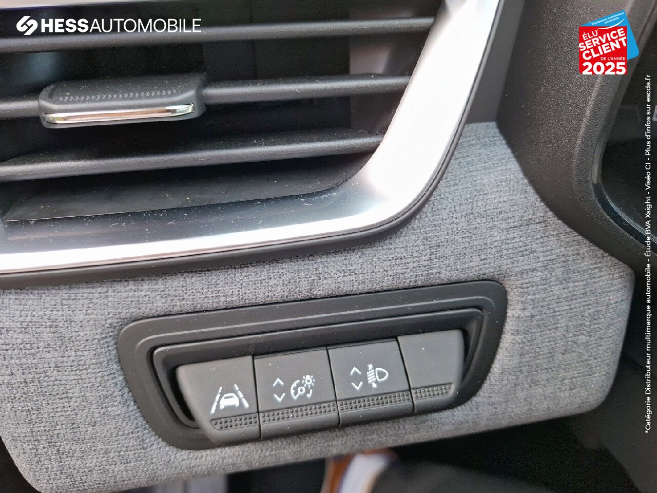 Véhicule d'occasion RENAULT CLIO 1.0 TCE 90CH EVOLUTION chez Renault Saint-Louis