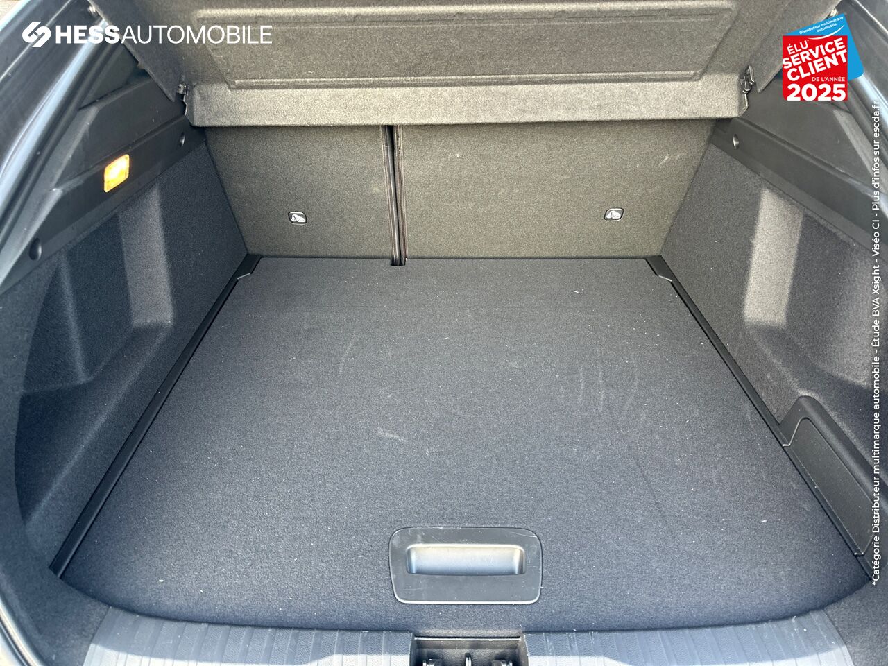 Véhicule d'occasion RENAULT ARKANA 1.6 E-TECH 145CH FULL HYBRID ESPRIT ALPINE -23 SIEGES CHAUF GPS CAMERA chez Renault Saint-Louis