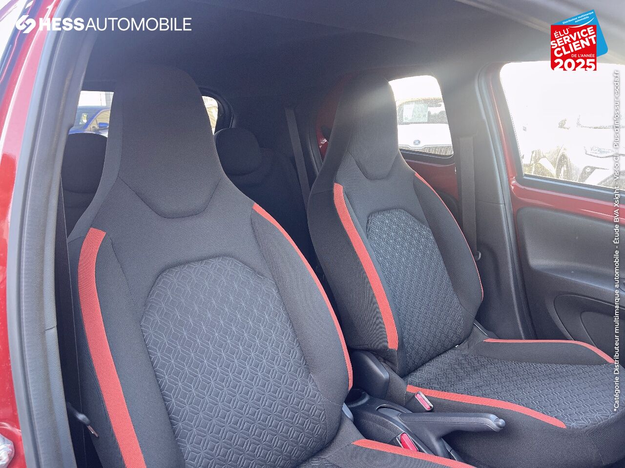 Véhicule d'occasion TOYOTA AYGO X 1.0 VVT-I 72CH DESIGN S-CVT MY23 CAMERA chez Renault Colmar