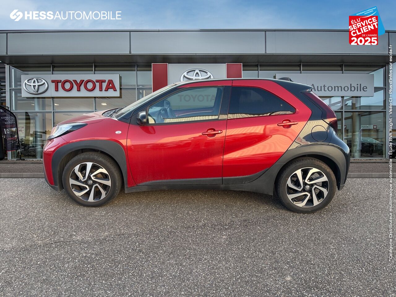 Véhicule d'occasion TOYOTA AYGO X 1.0 VVT-I 72CH DESIGN S-CVT MY23 CAMERA chez Renault Colmar