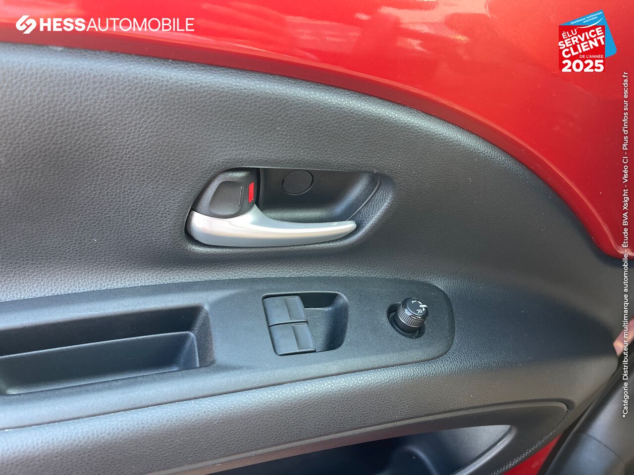 Véhicule d'occasion TOYOTA AYGO X 1.0 VVT-I 72CH DESIGN S-CVT MY23 CAMERA chez Renault Colmar