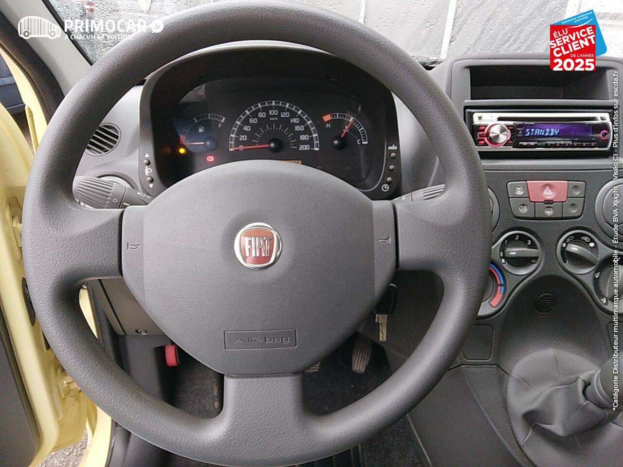 Véhicule d'occasion FIAT PANDA 1.1 8V 54CH TEAM II chez Primocar