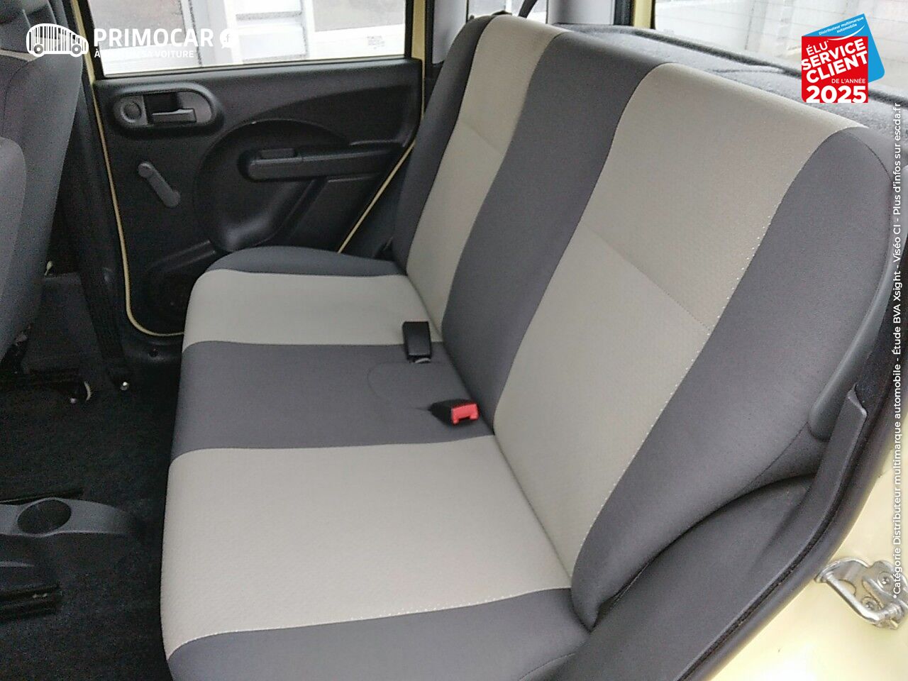 Véhicule d'occasion FIAT PANDA 1.1 8V 54CH TEAM II chez Primocar