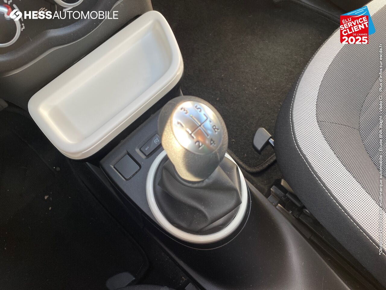 Véhicule d'occasion RENAULT TWINGO 1.0 SCE 70CH LIMITED EURO6C chez Renault Colmar