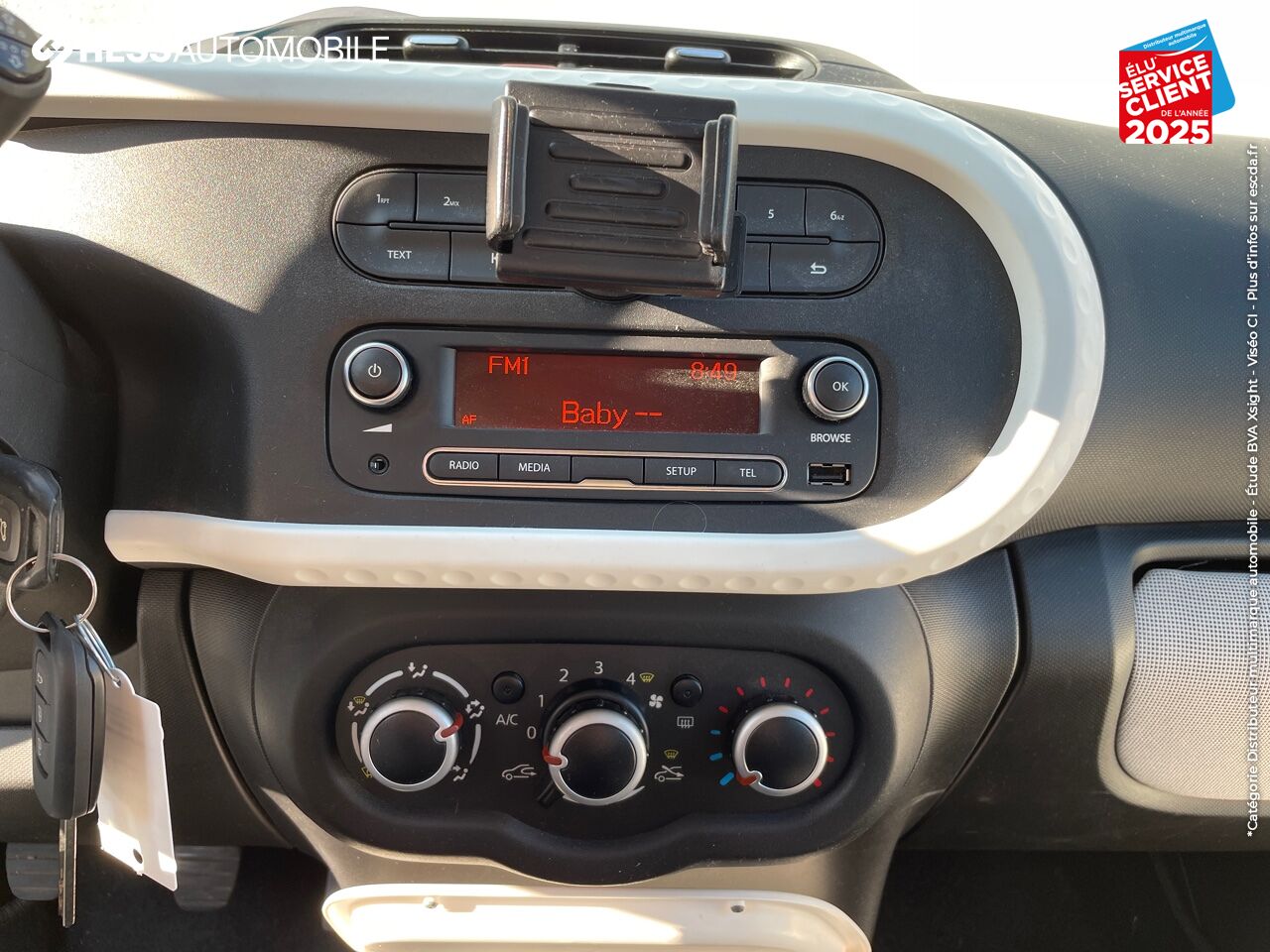 Véhicule d'occasion RENAULT TWINGO 1.0 SCE 70CH LIMITED EURO6C chez Renault Colmar