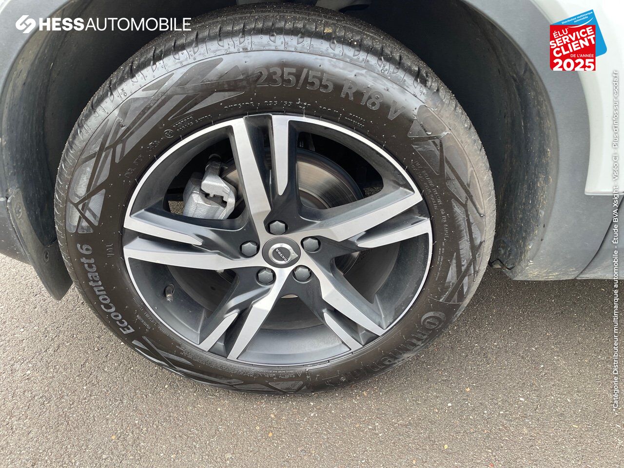 Véhicule d'occasion VOLVO XC40 T3 163CH R-DESIGN GEARTRONIC 8 TPANO GPS CAMERA H/KARDON chez Volvo Metz