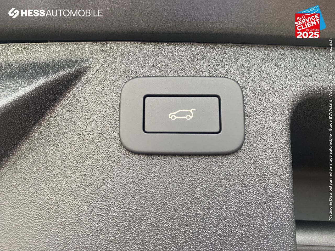 Véhicule neuf LAND-ROVER DISCOVERY SPORT P200 FLEX FUEL R-DYNAMIC SE AWD BVA chez Land Rover Metz
