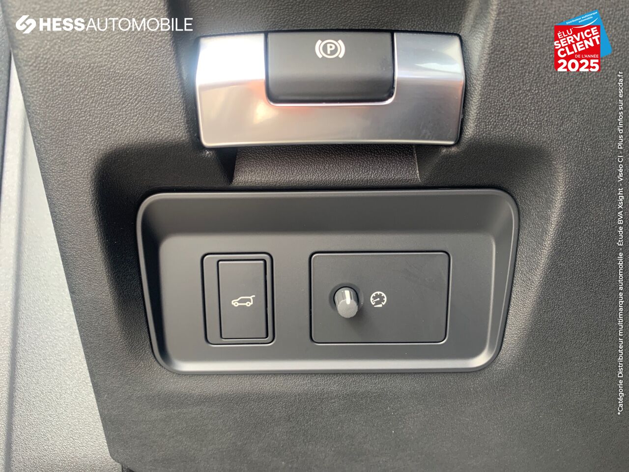Véhicule neuf LAND-ROVER DISCOVERY SPORT P200 FLEX FUEL R-DYNAMIC SE AWD BVA chez Land Rover Metz