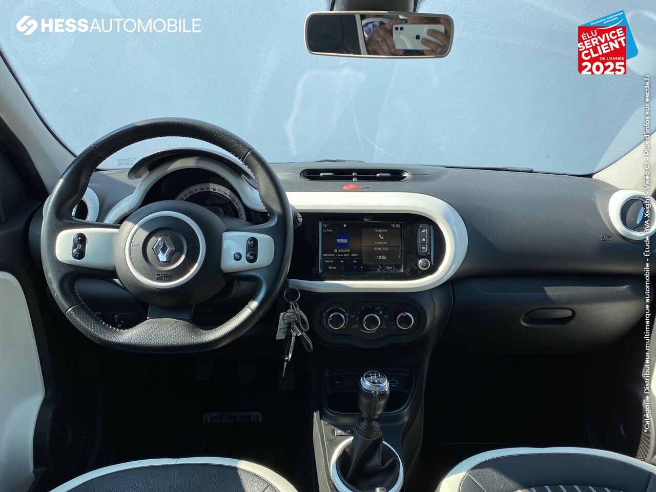 Véhicule d'occasion RENAULT TWINGO 1.0 SCE 75CH INTENS - 20 chez Renault Colmar