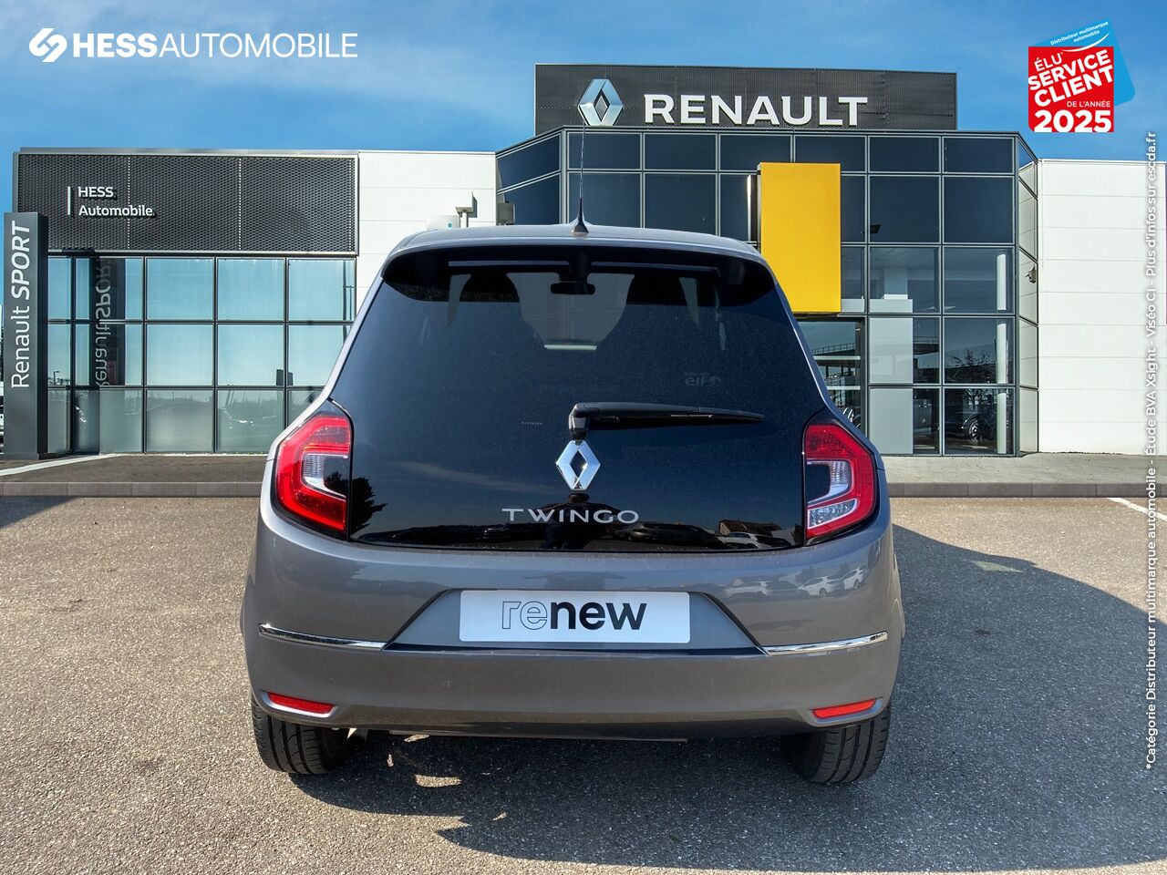 Véhicule d'occasion RENAULT TWINGO 1.0 SCE 75CH INTENS - 20 chez Renault Colmar