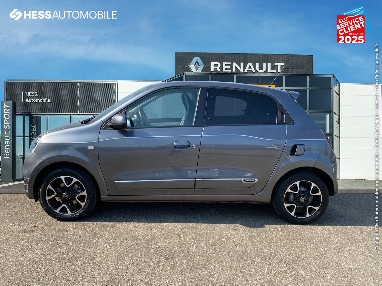 Véhicule d'occasion RENAULT TWINGO 1.0 SCE 75CH INTENS - 20 chez Renault Colmar