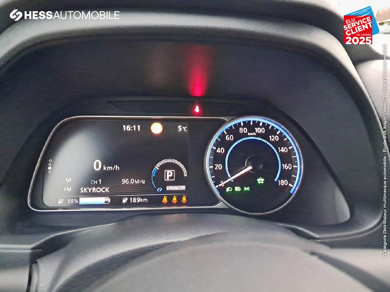 Véhicule d'occasion NISSAN LEAF 150CH 40KWH ACENTA 21.5 CAMERA chez Nissan Besançon