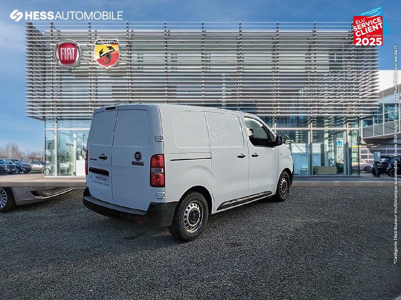 Véhicule d'occasion FIAT SCUDO FG M 1.5 BLUEHDI 120CH SS PRO LOUNGE CONNECT chez Hyundai Chalons