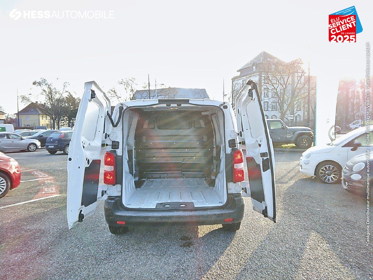 Véhicule d'occasion FIAT SCUDO FG M 1.5 BLUEHDI 120CH SS PRO LOUNGE CONNECT chez Hyundai Chalons
