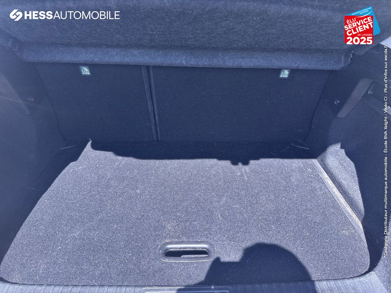 Véhicule d'occasion RENAULT CAPTUR 1.0 TCE 100CH INTENS GPL - 20 CAMERA chez Renault Saint-Louis