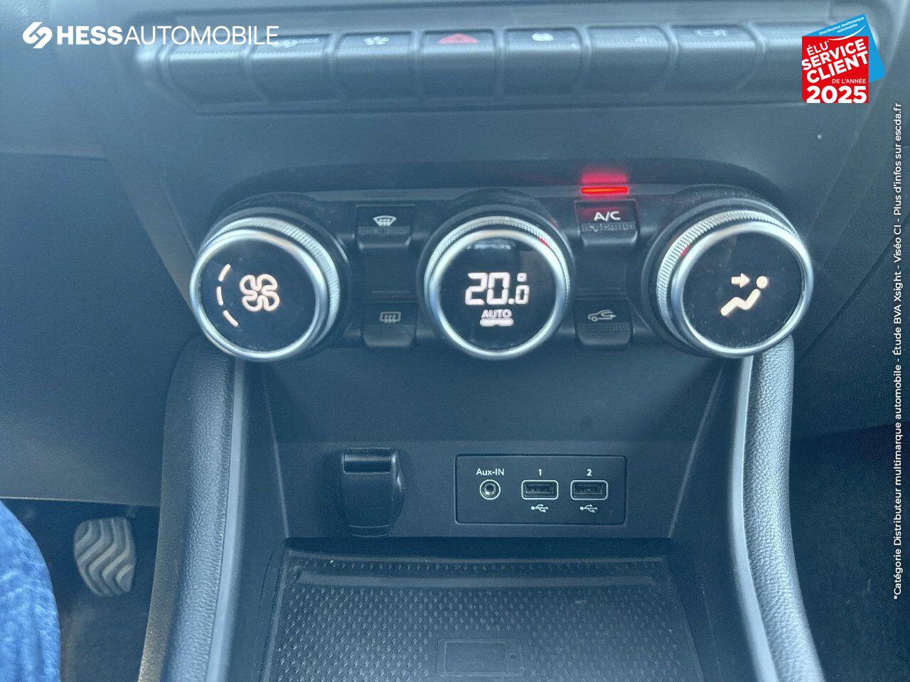 Véhicule d'occasion RENAULT CAPTUR 1.0 TCE 100CH INTENS GPL - 20 CAMERA chez Renault Saint-Louis